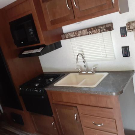 2017 Camper Located At The St. George Rv Park! Hotel Ngoại thất bức ảnh